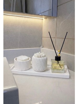 Özgürce Minimal Beyaz Banyo Seti, Pamukluk, Kulak Çubuğu Kabı ve Difüzör