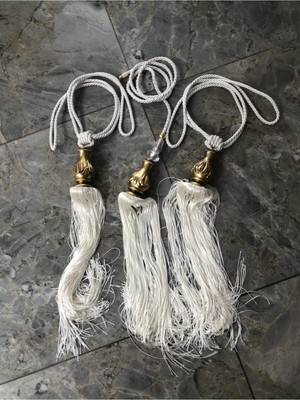 Özgürce Ekru Polyester Braçol Yana Toplama ve Sarkıt Seti