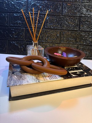 Özgürce Modern Kahverengi Zincir Dekoratif Obje, Masa ve Kitaplık Süsü