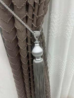 Özgürce Gri Fon Perde Tavan Bağlama Püsküllü Braçol, Kolay Montaj, Duvar Delmeden