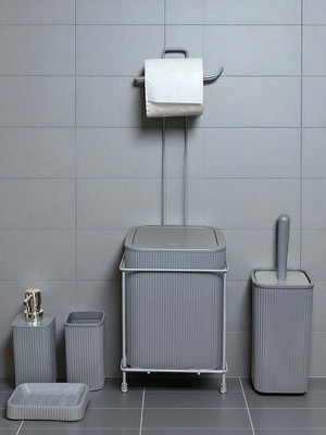 PremiumPort Pratik 6 Parça Banyo Seti, Metal Stantlı Çöp Kovası ve Tuvalet Fırçası