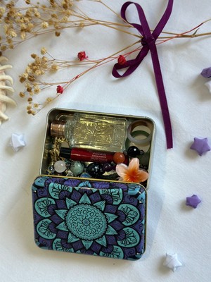 Özgürce Renkli Mandala Desenli Çok Amaçlı Metal Kutu, Şık ve Kullanışlı Tasarım