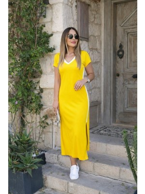 Deridün Yıldız Shoes Kadın Kısa Kollu V Yakalı Yandan Şerit ve Yırtmaçlı Viskon Uzun Elbise