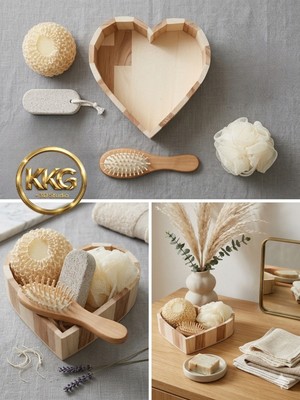 PremiumPort Doğal Lif ve Masaj Tarağıyla Keyifli Banyo Seti, Ahşap Kalp Kutulu, 5 Parça