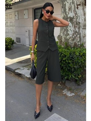 Efnaz Style Midi Şortlu ve Yelekli Viscon Takım 10167