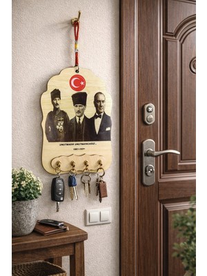 Özgürce Doğal Ahşap Anahtarlık ve Duvar Süsü, Şık ve Kalıcı Tasarım
