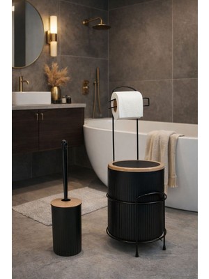 PremiumPort Modern Standlı Banyo Seti – Kapaklı Çöp Kovası, Tuvalet Kağıtlığı ve Wc Fırçası