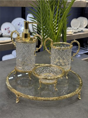 PremiumPort Şık ve Kullanışlı 4 Parça Gold Banyo Seti, Modern Tasarım Atmosferi