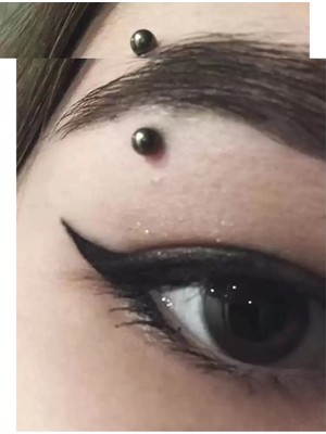Tamgacrafts 10 mm Siyah Eğik Kavisli Kaş Piercing Çelik Dudak Helix Tragus Küpe