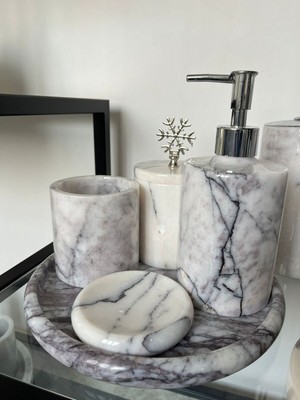 PremiumPort Pratik ve Şık 5'li Banyo Seti, Hijyen ve Konfor Için Ideal Seçim
