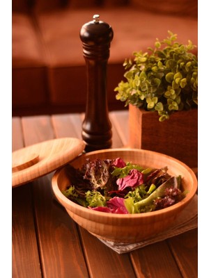 Özgürce Şeffaf Kapaklı, Dayanıklı Salata Kasesi, Pratik ve Şık Tasarım