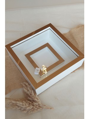 Özgürce 25X25 Ledli Beyaz Bronz Çerçeve, Gül Temalı Fotoğraf Dekoru