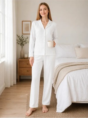 Espuar Yumuşak Dokulu Kumaş Gömlek Yaka Önden Düğmeli Uzun Kol Kadın Pijama Takım 775