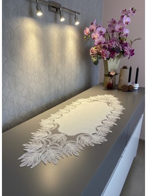 Handanca Fransız Dantelli Ezgi Model Keten Gardenya Lüks Kısa Runner