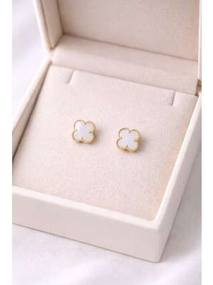 Youday Accessories Altın Renk Yonca Figürlü Çelik Küpe Model 2 – Kararmaz, Paslanmaz, Minimal & Şık Kadın Küpesi