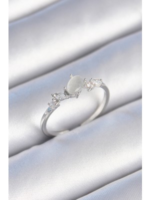 Youday Accessories Pirinç Gümüş Renk Zirkon Taşlı Oval Beyaz Mineli Kadın Yüzük
