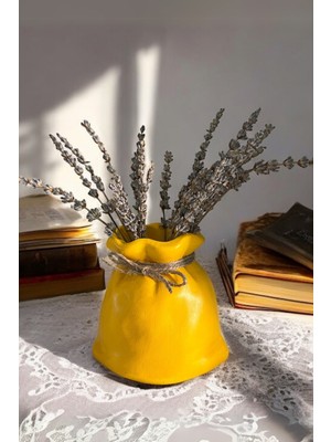 Handanca El Yapımı Rustik Dekoratif Vazo– Bohça Şeklinde Seramik Görünümlü Ev Aksesuarı