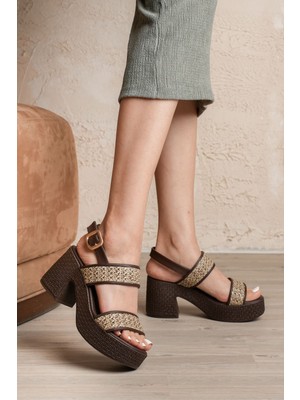 Shemard Wowi Kahverengi Cilt Baskılı Topuklu Sandalet