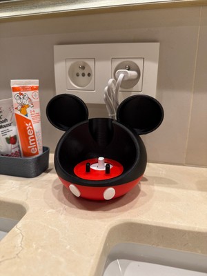 PremiumPort Oral-B Mickey Diş Fırçası, Renkli ve Eğlenceli Temizlik Keyfi