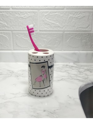 PremiumPort Pembe Seramik Diş Fırçalık, Elbiselı, Modern, Banyo Seti, 7X7X11CM
