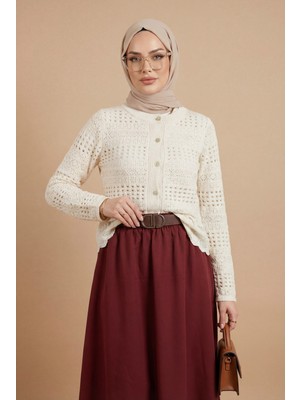 Moda Morfo Eteği Fırfırlı Ajurlu Düğmeli Hırka  -Ekru