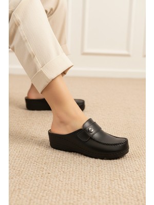 Enoch Kadın Tam Kapalı Burunlu Loafer Model Metal Amblem Detaylı Anatomik Comfort Terlik