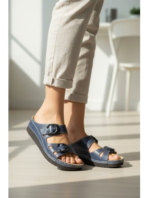 Enoch Kadın Lacivert Çift Bantlı ve Ikili Oval Tokalı Kontrast Dikiş Detaylı Anatomik Comfort Terlik