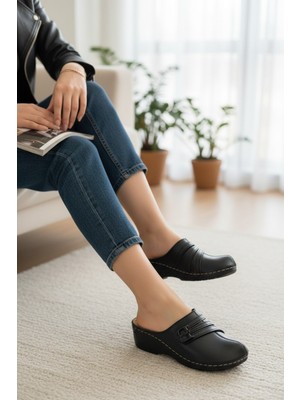 Enoch Kadın Siyah Tam Kapalı Burunlu Sabo Model Çoklu Şerit ve Toka Detaylı Anatomik Comfort Terlik