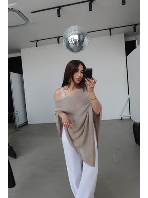 Özge Özgenç Triko Panço