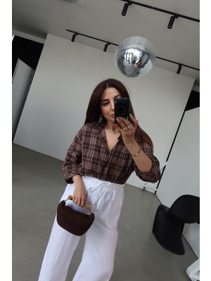 Özge Özgenç Önü Kısa Arkası Uzun Ekoseli Gömlek