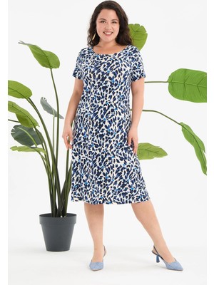 Madwilo Kadın Mavi Beyaz Leopar Desen Büyük Beden Esnek Midi Elbise