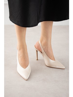 Seniorah Essential bej Saten Arkası Açık Sivri Burun Kadın Topuklu Ayakkabı