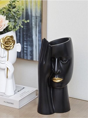 Handanca Eli Yüzünde Büyük Boy Vazo 13*27 cm