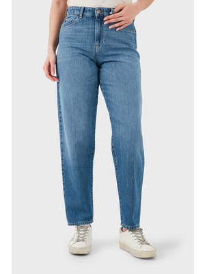 Emporio Armani Pamuklu Regular Fit Yüksek Bel Jeans Bayan Kot Pantolon EW001502 AF22225 MB003
