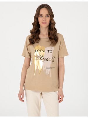 Pierre Cardin Kadın Bej Comfort Fit Tişört 50305805-VR011