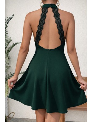 Pileli Store Kadın Omuzlardan Açık Balıkçı Yaka Arkadan Dantel Detaylı Kısa Ithal Krep Elbise