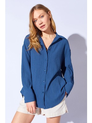 Manche Gofre Oversize Rahat Kesim Kadın Gömlek | Indigo MKS161103-01