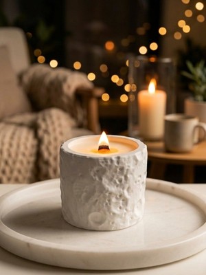 Aceleyolla Luxury Ay Desenli Beton Mum Ahşap Fitilli Dekoratif El Yapımı Şık Tasarım Beyaz