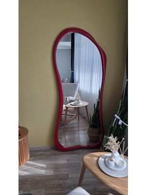 Uğurlu Ayna 180X80 cm Asimetrik Boy Aynası - Kırmızı Renk Ahşap Görünümlü Dekoratif Boy Aynası