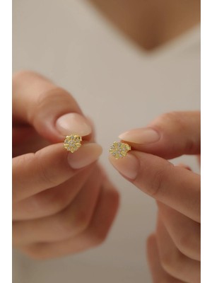 Sunshine 925 Ayar Gümüş ,gold Kaplamalı Damla Figürlü Taşı Çiçek Minimal Tasarım Küpe