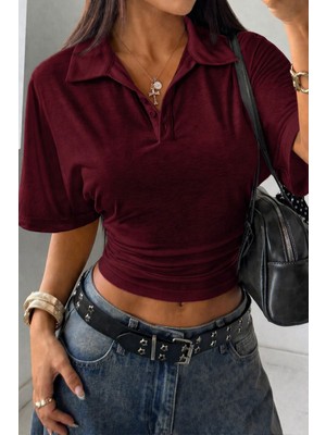 Cool Tarz Kadın Beyaz Crop Belden Oturan Tişört Polo Yaka Modern Şık Tasarım
