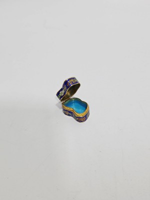 Hasyılmaz Antika Cloisonne Minyatür Kutu 2,7x1,8cm 107