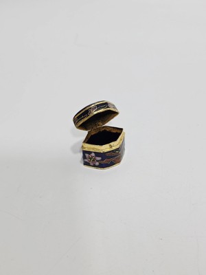Hasyılmaz Antika Cloisonne Minyatür Kutu 3x2,1cm 108