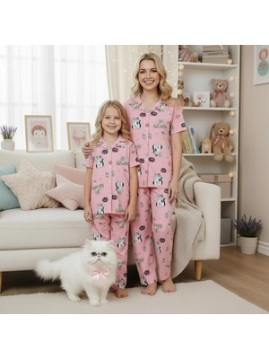 NiCe İç Giyim Anne & Kız Kombin Pembe Renk Şirin Kedili Desen Gömlek Yaka Düğmeli Milan Kumaş Pijama Takım ( Ayrı Satılır)