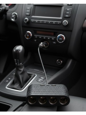 Renklime Araçlar Için 4’lü Çakmak Çoklayıcı Type C USB ve Koruma Sistemli