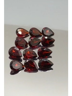 Aries 10.00CT 12PCS Lot 7X5MM Pear Natural Red Garnet, Mozambique