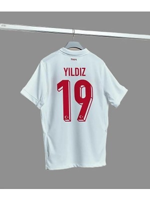 Kenan Yıldız Türkiye Milli Takımı Iç Saha Yetişkin Taraftar Forması