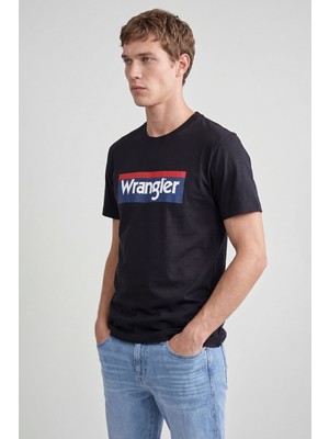 Wrangler %100 Pamuk Regular Fit Normal Kesim Bisiklet Yaka Logo Detaylı Tişört