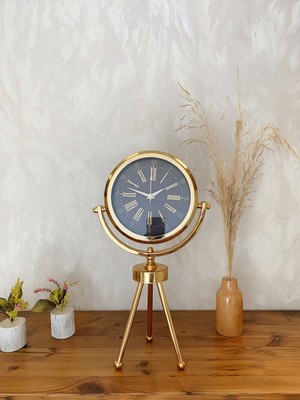 Özgün Adım Gold Metal Mini Tripod Zarif Masa Saati 45×26 cm