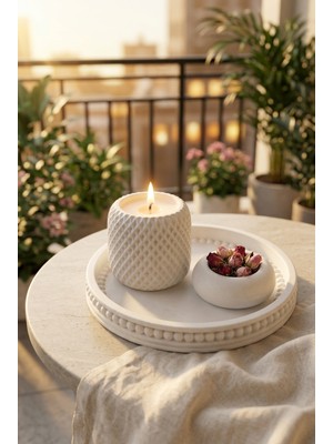 Beton Mum ve Dekoratif Tepsi Seti Minimal Dokulu Tasarım Beyaz